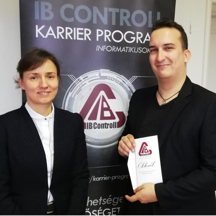 Ösztöndíj átadó