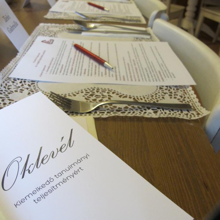 Szakmai ösztöndíj oklevél